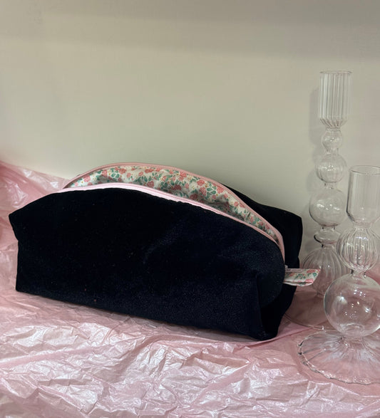 Beauty Case - Large - 
Velluto nero Lux